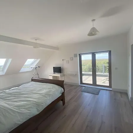 Unique With Outdoor Sauna In Connemara