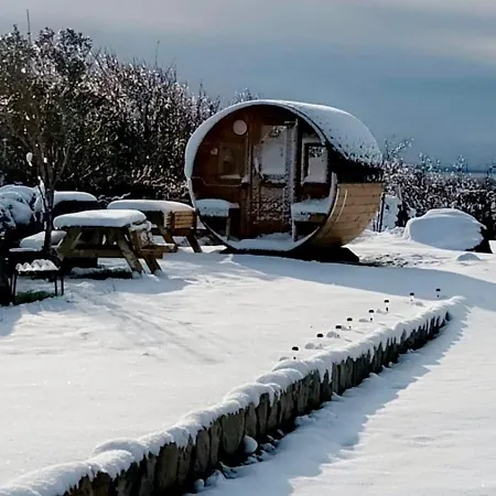 Unique With Outdoor Sauna In Connemara 골웨이