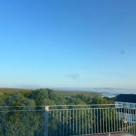 Feriehus Bluewillowretreat With Sauna Spiddal *